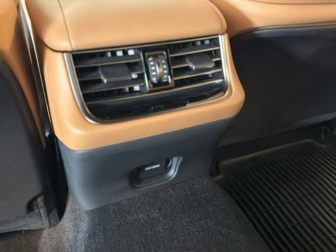 Certified 2022 Lexus LS 500 AWD image 20