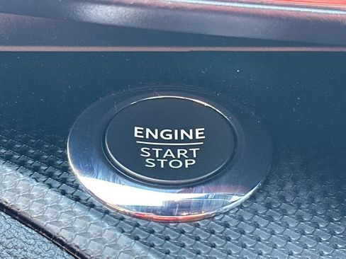 Used 2022 Ford Explorer ST-Line w/ Class IV Trailer Tow Package image 36