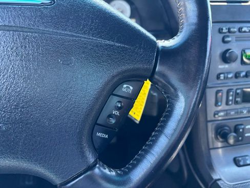 Used 2004 Ford Thunderbird RWD image 20