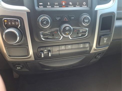 Used 2019 RAM 1500 Big Horn RWD image 14