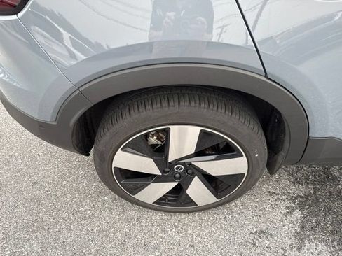 Certified 2023 Volvo C40 P8 Recharge Ultimate AWD/4WD image 10