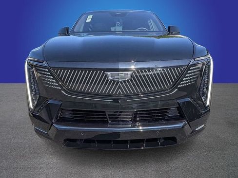 New 2026 Cadillac Escalade IQL Sport 1 w/ LPO, ONYX Package AWD/4WD image 8