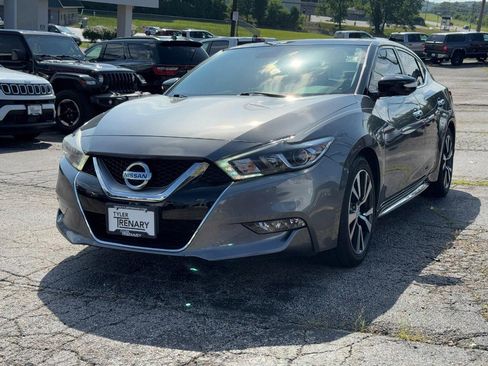 Used 2017 Nissan Maxima Platinum FWD image 7