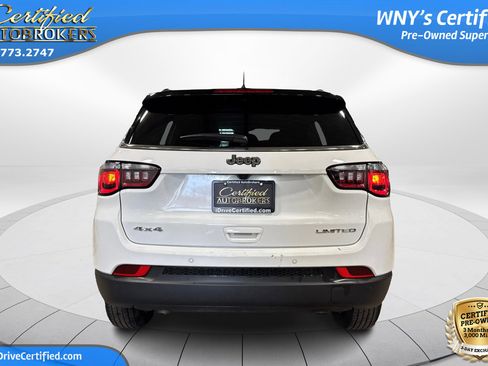 Used 2025 Jeep Compass Limited AWD/4WD image 7