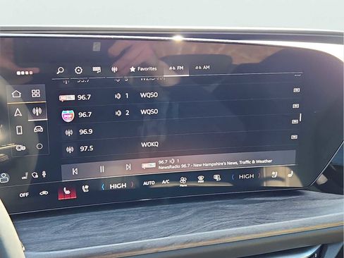 Certified 2025 Audi Q5 Premium Plus w/ Premium Plus AWD/4WD image 23
