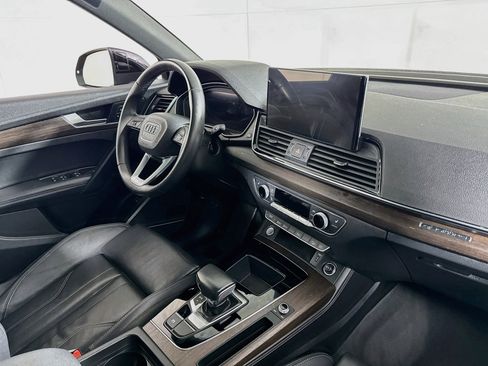 Used 2023 Audi Q5 2.0T Premium Plus w/ Premium Plus Package AWD/4WD image 30
