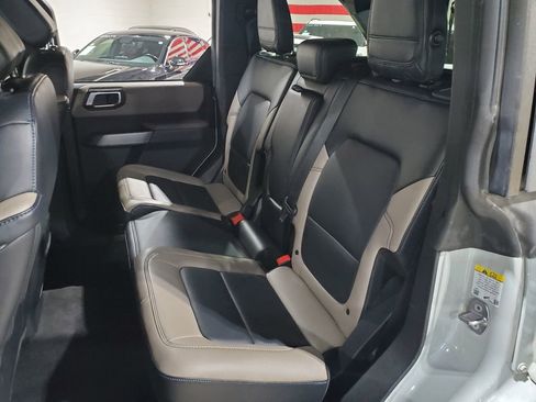 Used 2022 Ford Bronco Wildtrak image 22