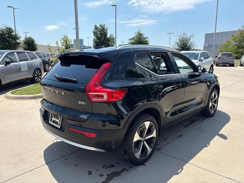 Certified 2023 Volvo XC40 B5 Plus w/ Driver Assist Package AWD/4WD image 5