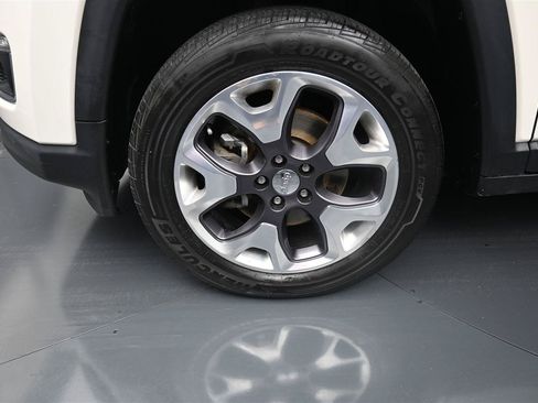 Used 2020 Jeep Compass Limited AWD/4WD image 17