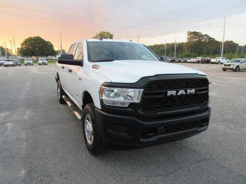 Used 2022 RAM 3500 Tradesman AWD/4WD image 7