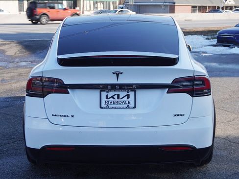 Used 2018 Tesla Model X 100D image 13