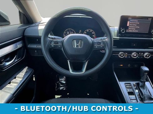 Used 2024 Honda CR-V LX image 8