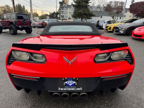 Used 2015 Chevrolet Corvette Stingray image 5