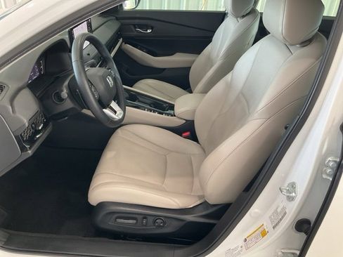 Certified 2024 Honda Accord Touring image 4