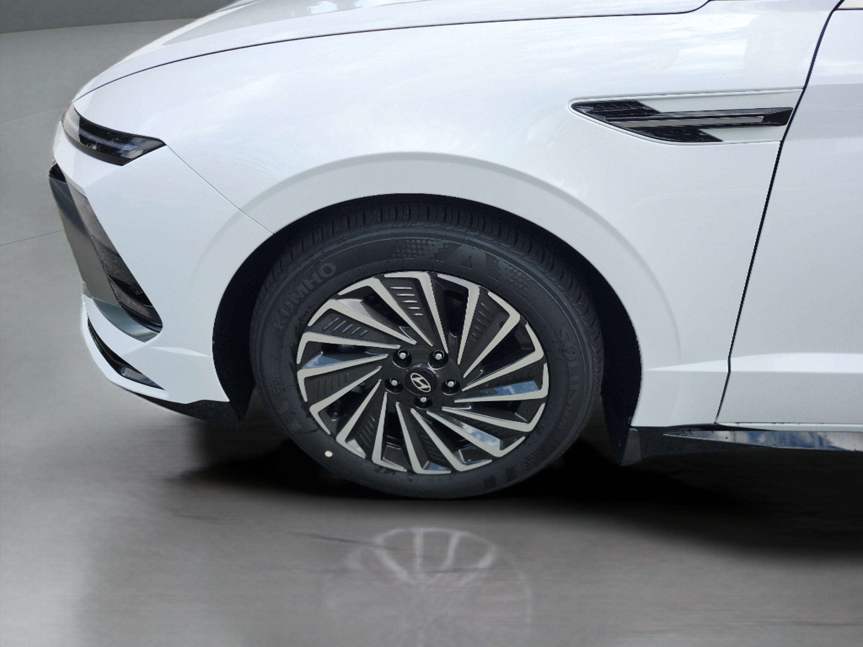 New 2026 Hyundai Sonata SEL FWD image 29
