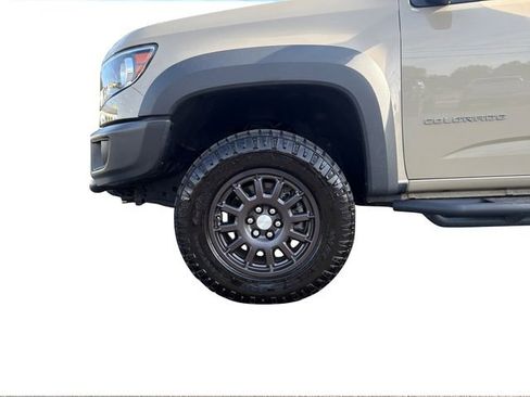 Used 2022 Chevrolet Colorado ZR2 w/ Colorado ZR2 Bison Edition AWD/4WD image 28