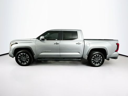 Used 2024 Toyota Tundra Limited w/ Power Package AWD/4WD image 4