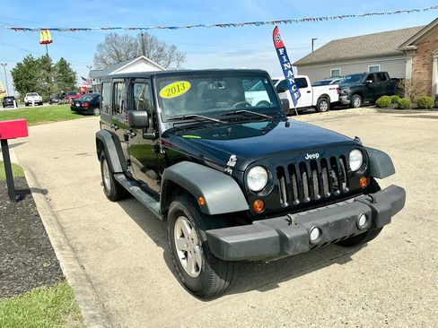 Used 2013 Jeep Wrangler Unlimited Sport image 3