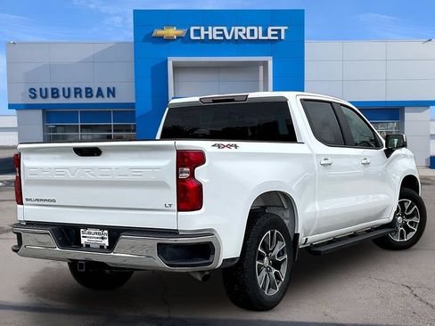 Used 2025 Chevrolet Silverado 1500 LT AWD/4WD image 4