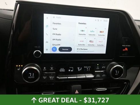 Used 2023 Toyota Highlander XLE FWD image 36