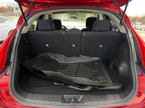 Used 2014 Nissan Juke SV w/ Navigation Package image 39