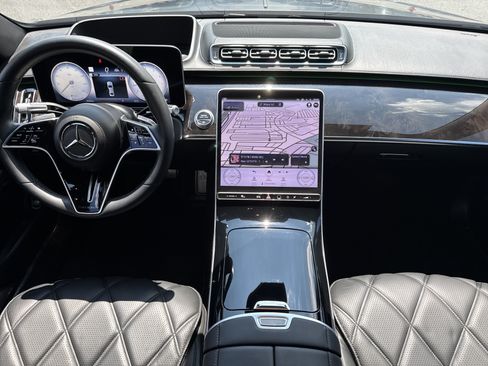 Used 2023 Mercedes-Benz Maybach S 580 4MATIC image 30