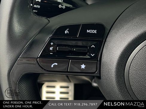 Used 2025 Hyundai Elantra Sport image 21