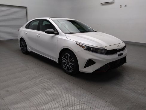 Used 2024 Kia Forte GT-Line w/ GT-Line Premium Package image 13