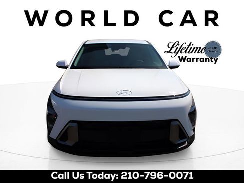 New 2026 Hyundai Kona SE FWD image 2