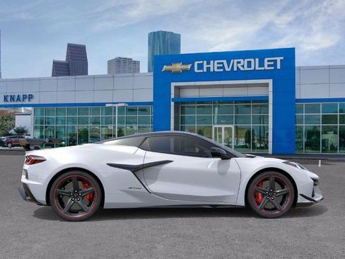 New 2025 Chevrolet Corvette Z06 w/ Z07 Performance Package RWD image 5