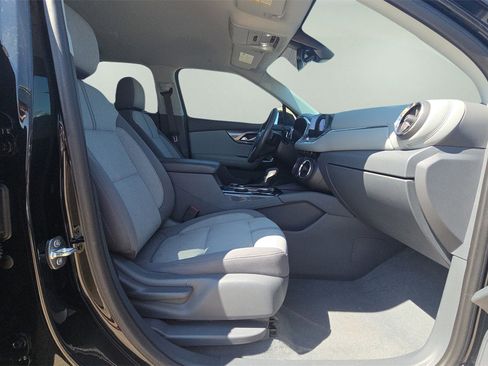 Used 2022 Chevrolet Blazer LT image 13