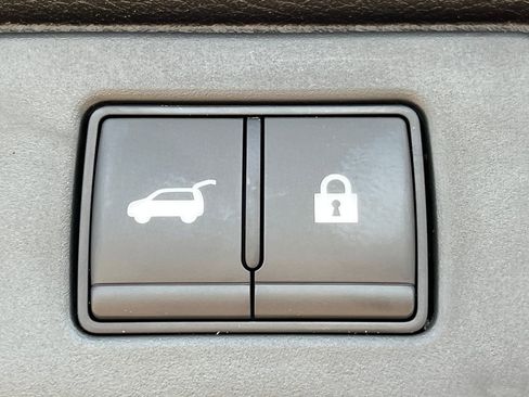 New 2026 Nissan Rogue SV image 34