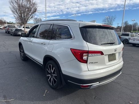 Used 2022 Honda Pilot Touring image 6