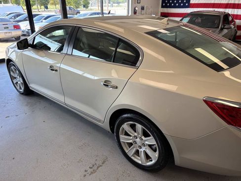 Used 2010 Buick LaCrosse CXL image 11