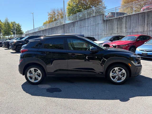 Used 2023 Hyundai Kona SEL AWD/4WD image 7
