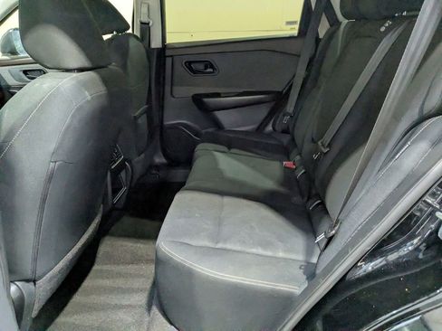 Used 2023 Nissan Rogue S image 26