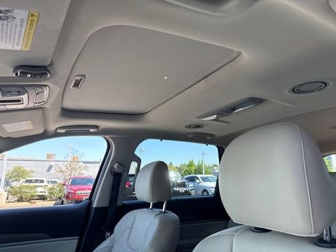 Used 2020 Kia Telluride EX AWD/4WD image 8