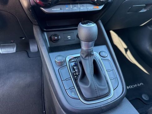 Certified 2023 Hyundai Kona SEL image 6