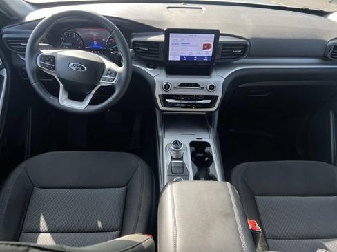 Certified 2023 Ford Explorer XLT AWD/4WD image 16