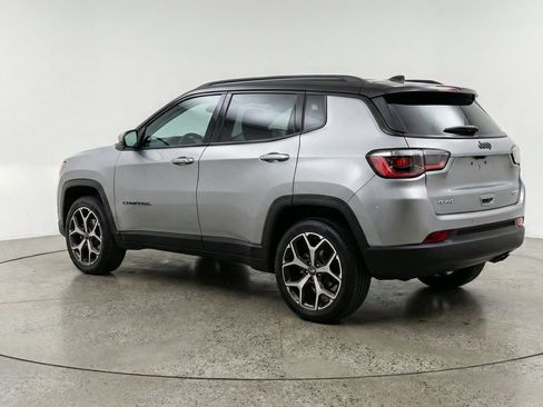 Used 2025 Jeep Compass Limited AWD/4WD image 6
