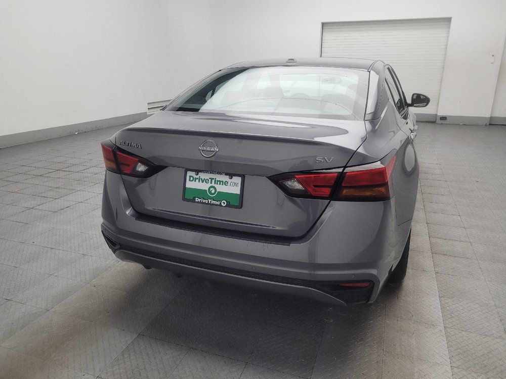 Used 2024 Nissan Altima 2.5 SV FWD image 7