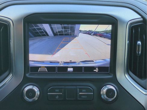 Used 2020 GMC Sierra 1500 SLT w/ SLT Premium Plus Package AWD/4WD image 26