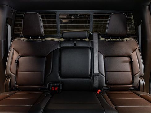 Used 2025 GMC Sierra 2500 Denali w/ Denali Reserve Package image 27