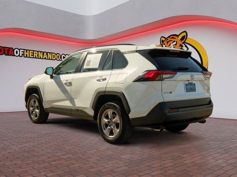 Used 2025 Toyota RAV4 XLE AWD/4WD image 8