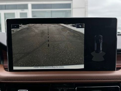 Certified 2023 Lincoln Nautilus Reserve image 38