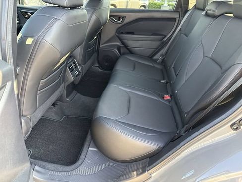 Used 2026 Subaru Forester Limited AWD/4WD image 15