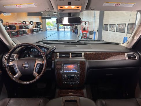 Used 2012 GMC Sierra 2500 Denali w/ Snow Plow Prep Package AWD/4WD image 13