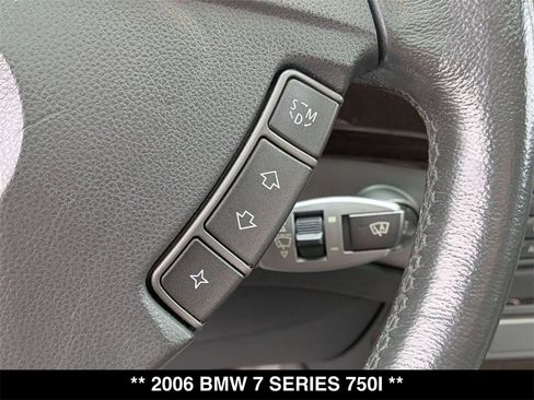 Used 2006 BMW 750i image 8