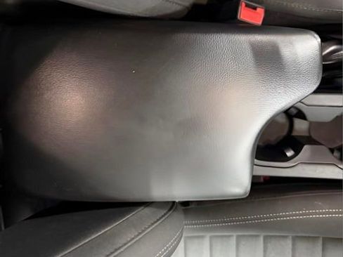 Used 2020 Ford Ranger XLT w/ XLT Sport Appearance Package image 23