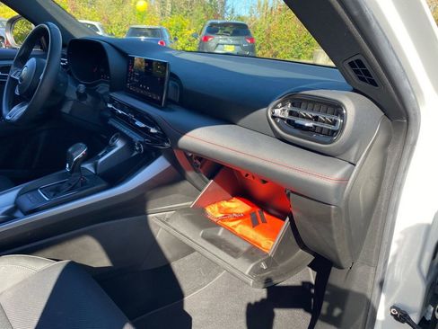 Used 2023 Dodge Hornet GT w/ GT Blacktop Package image 41